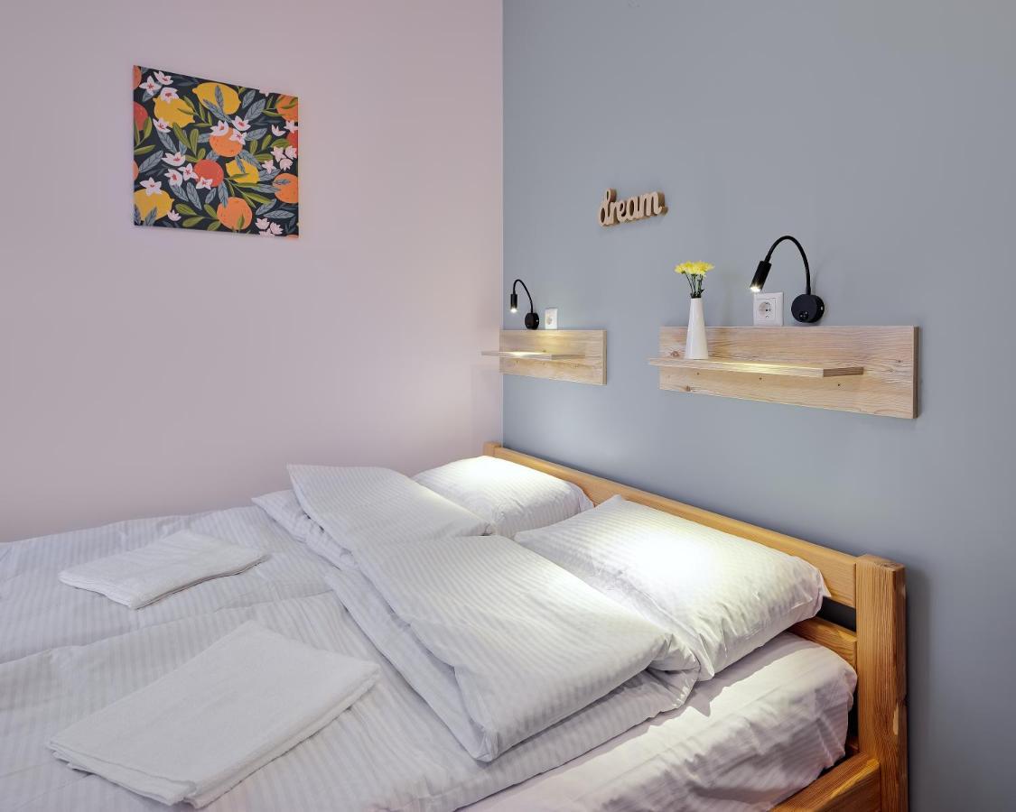 Dream Hostel Khmelnytskyi Екстер'єр фото