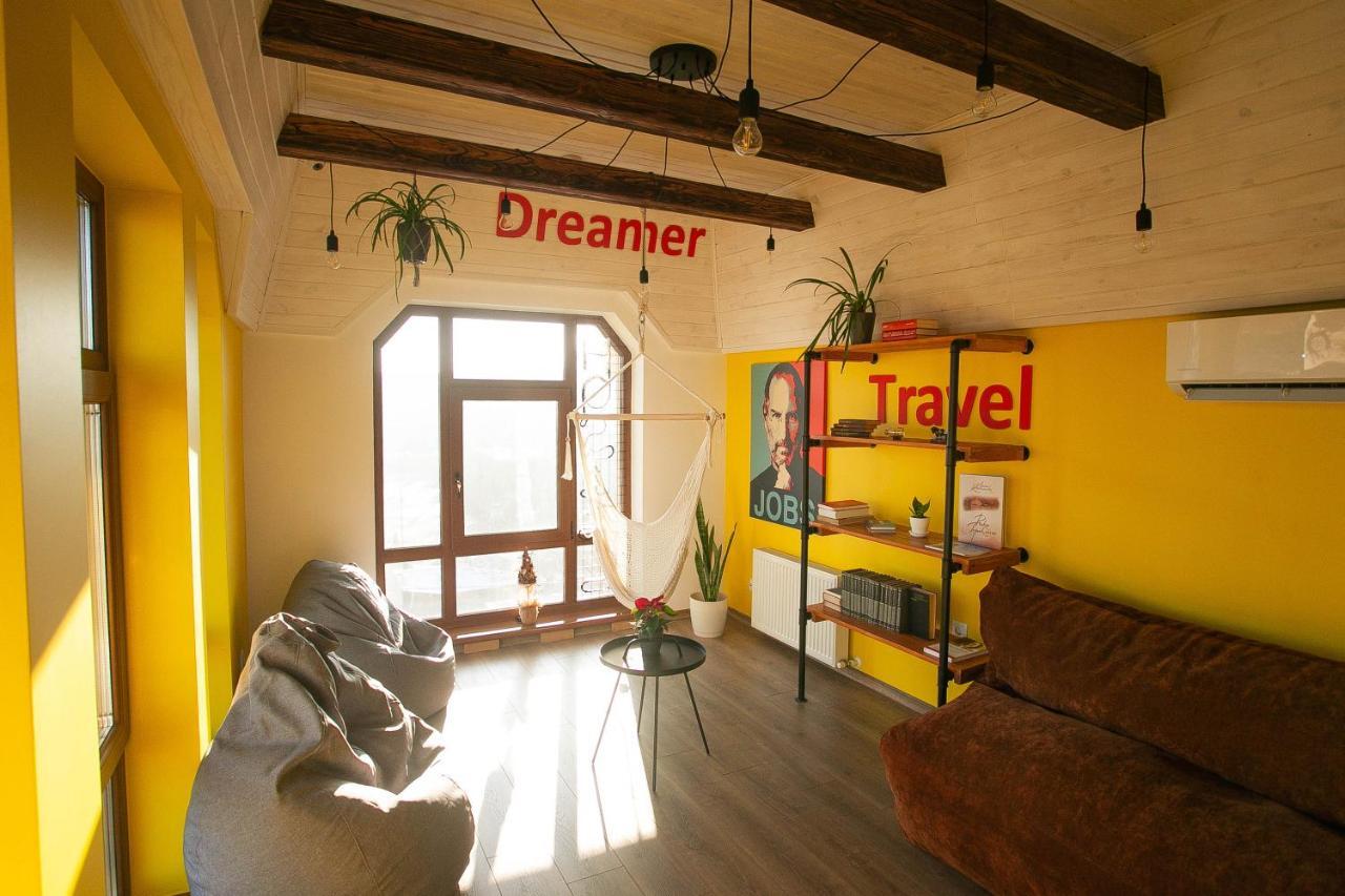 Dream Hostel Khmelnytskyi Екстер'єр фото
