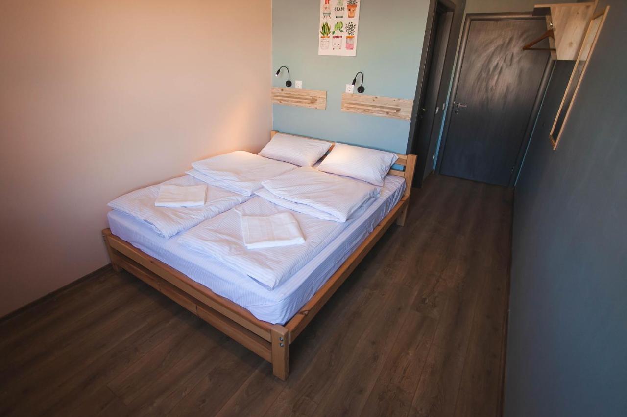 Dream Hostel Khmelnytskyi Екстер'єр фото
