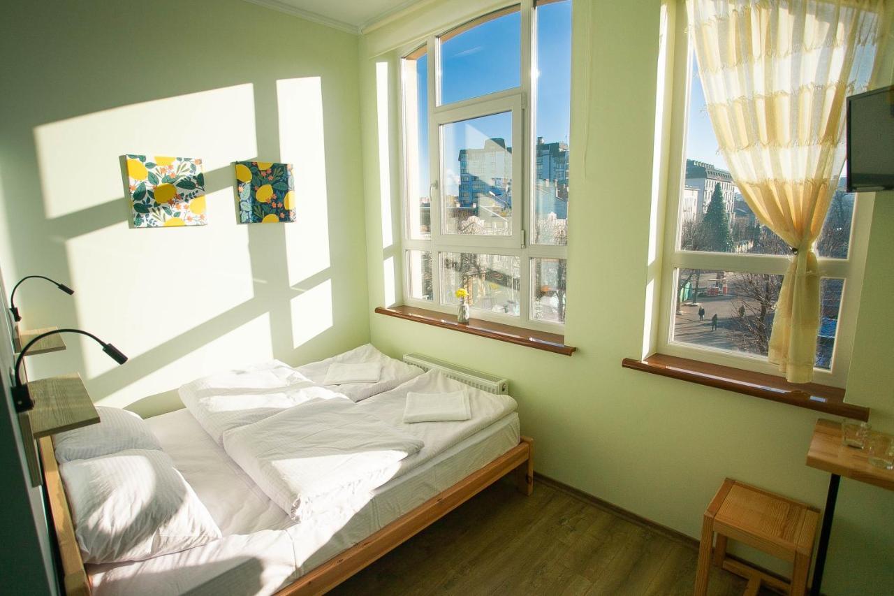Dream Hostel Khmelnytskyi Екстер'єр фото