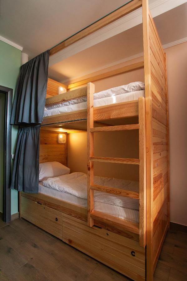Dream Hostel Khmelnytskyi Екстер'єр фото